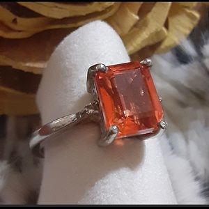 💕💕Sz7/3ct emerald cut orange sapphire& diamond